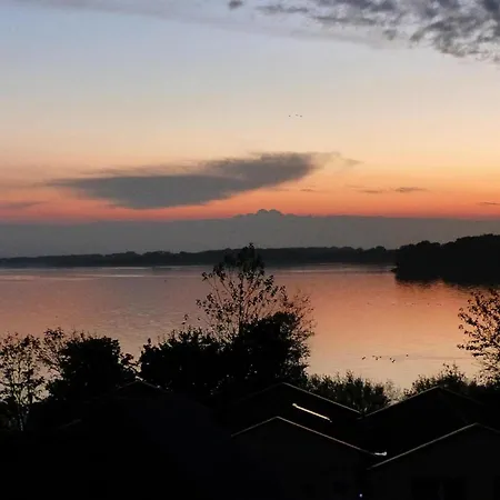 In Der Residenz Meeresblick * רריק